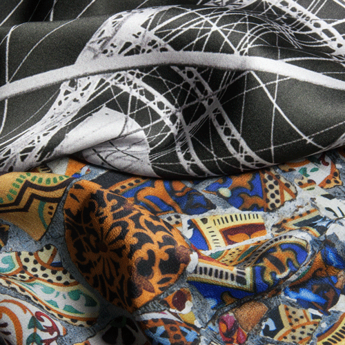 impression sur soie de motifs colorés