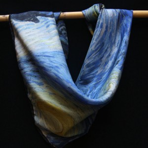 carré soie Van Gogh Nuit étoilée starry night silk scarf