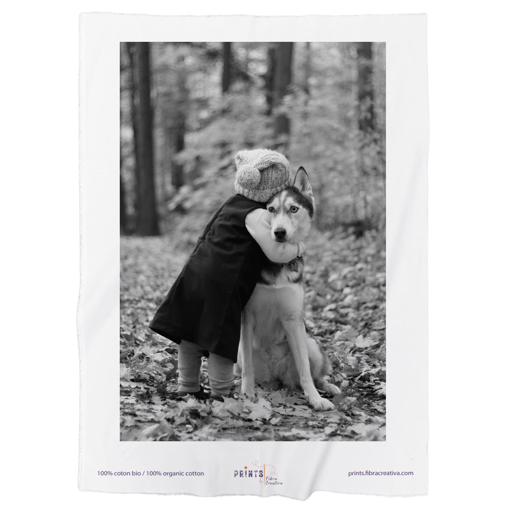 impression photo format rectangulaire noir et blanc enfant et chien sur tissu de coton