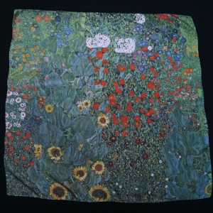 Pañuelo de seda Klimt Jardin con girasoles- Fibra Creativa