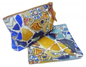 Gaudí silk clutch and scarf